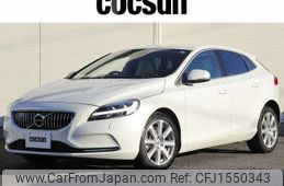 volvo v40 2017 CFJ1550343