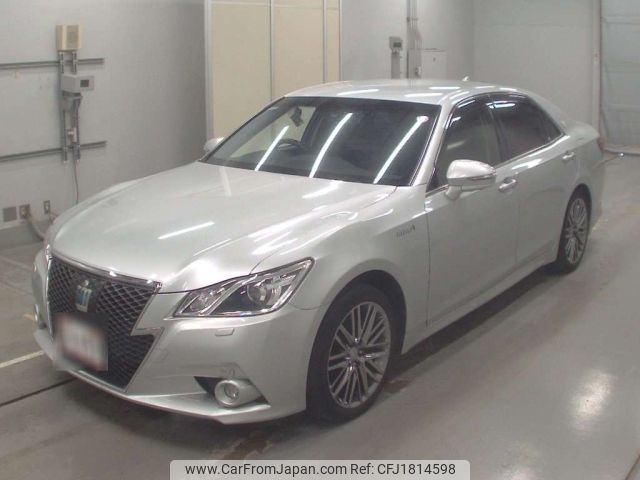 toyota crown 2014 CFJ1814598 image 1