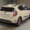 toyota aqua 2017 CFJ1748175 image 2