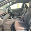 toyota c-hr 2017 quick_quick_DAA-ZYX10_ZYX10-2064559 image 6
