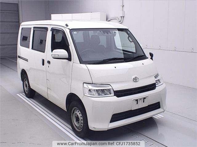 toyota townace-van 2022 CFJ1735852 image 1