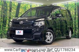 toyota voxy 2011 CFJ1788234