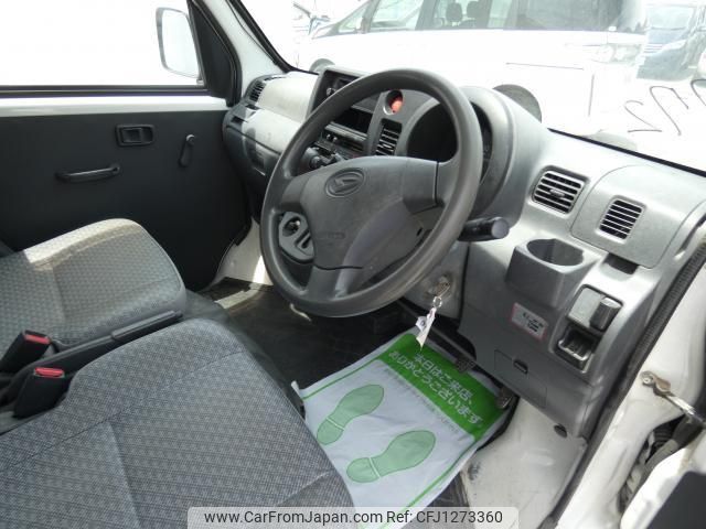 daihatsu hijet-cargo 2014 quick_quick_EBD-S331V_S331V-0119772 image 2