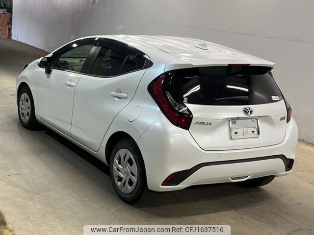 toyota aqua 2021 CFJ1637516 image 2