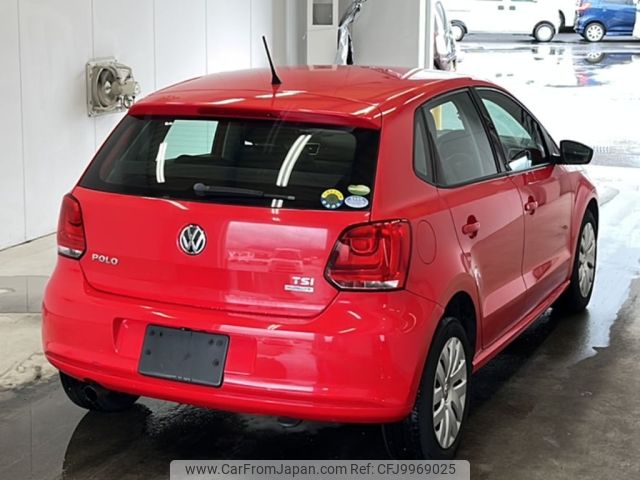 volkswagen polo 2013 -VOLKSWAGEN--VW Polo 6RCBZ-EU011970---VOLKSWAGEN--VW Polo 6RCBZ-EU011970- image 2