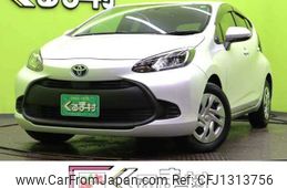 toyota aqua 2022 -TOYOTA--AQUA 6AA-MXPK11--MXPK11-2061897---TOYOTA--AQUA 6AA-MXPK11--MXPK11-2061897-