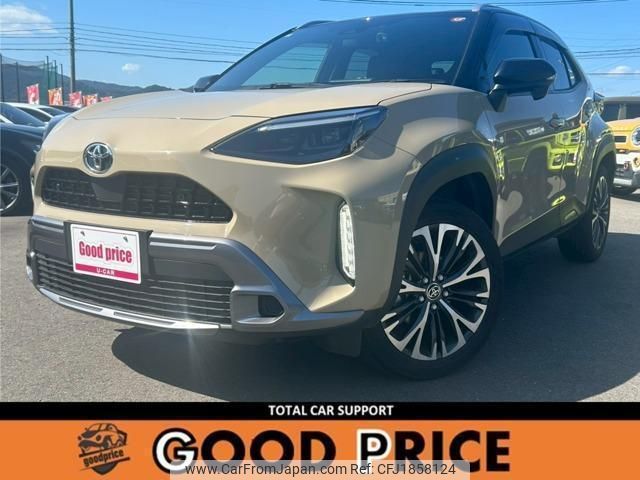 toyota yaris-cross 2023 CFJ1858124 image 1