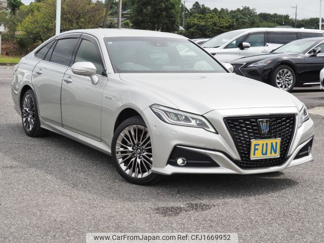 toyota crown 2019 CFJ1669952 image 2