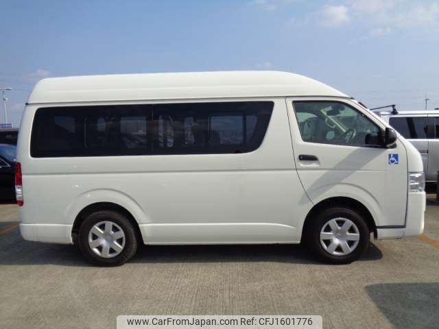 toyota regiusace-van 2019 CFJ1601776 image 2