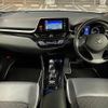 toyota c-hr 2018 quick_quick_DAA-ZYX10_ZYX10-2163079 image 2