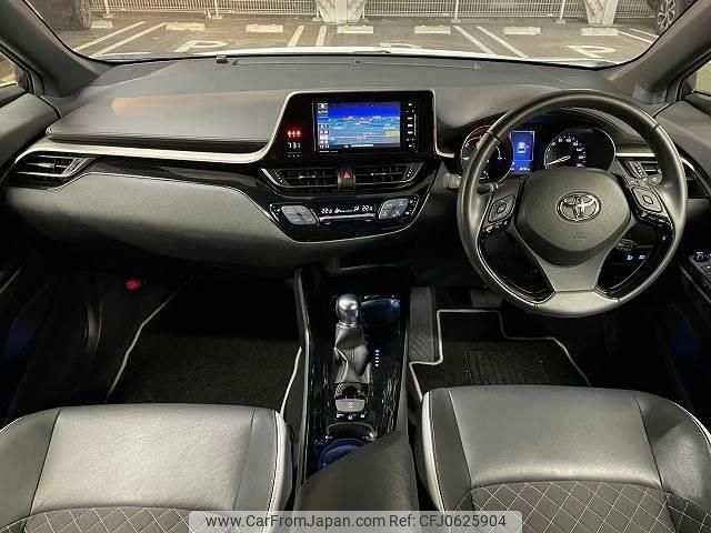 toyota c-hr 2018 quick_quick_DAA-ZYX10_ZYX10-2163079 image 2