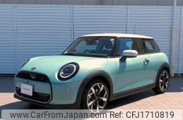 mini mini-others 2025 CFJ1710819