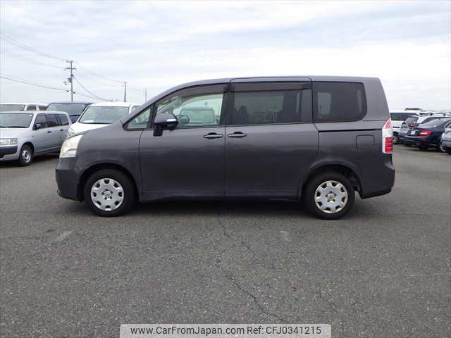 toyota noah 2007 NIKYO_ER88345 image 2