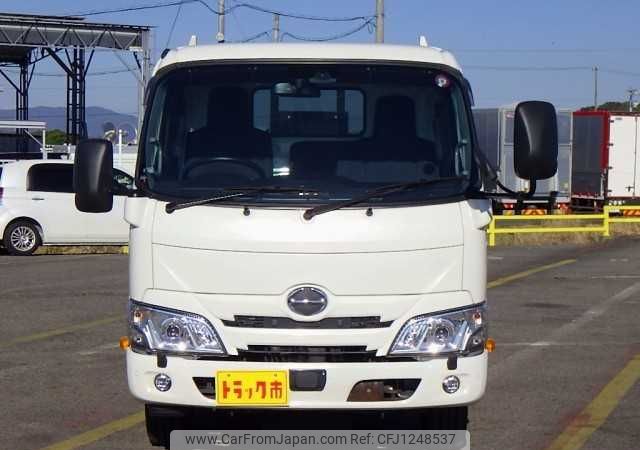 hino dutro 2019 646828-N9024110060F-90 image 2