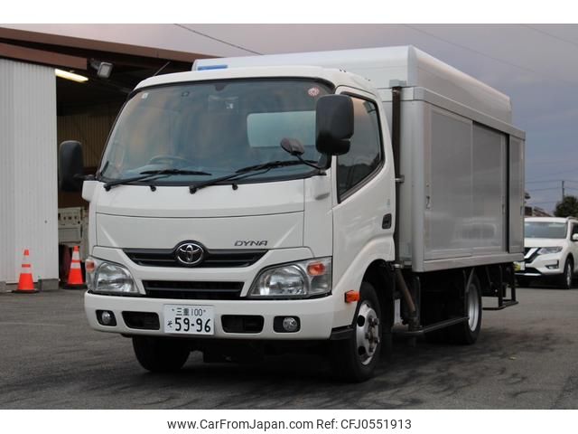 toyota dyna-truck 2016 GOO_NET_EXCHANGE_0230013A30241212W001 image 1