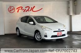 toyota aqua 2013 quick_quick_DAA-NHP10_2253086