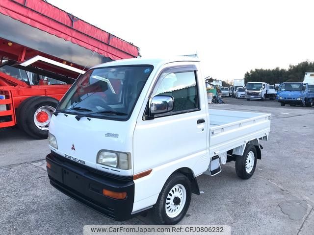 mitsubishi minicab-truck 1998 aea96f0abc100d4a98715e1b45584668 image 2