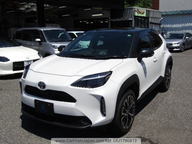toyota yaris-cross 2024 CFJ1790813 image 1
