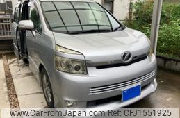 toyota voxy 2007 CFJ1551925