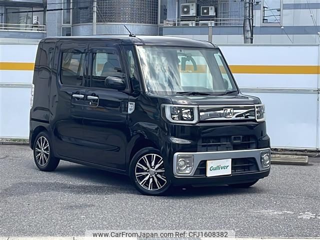 daihatsu wake 2015 CFJ1608382 image 1
