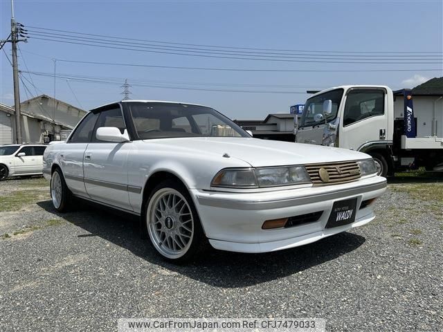 Used TOYOTA MARK II 1990/Apr CFJ7479033 in good condition for sale