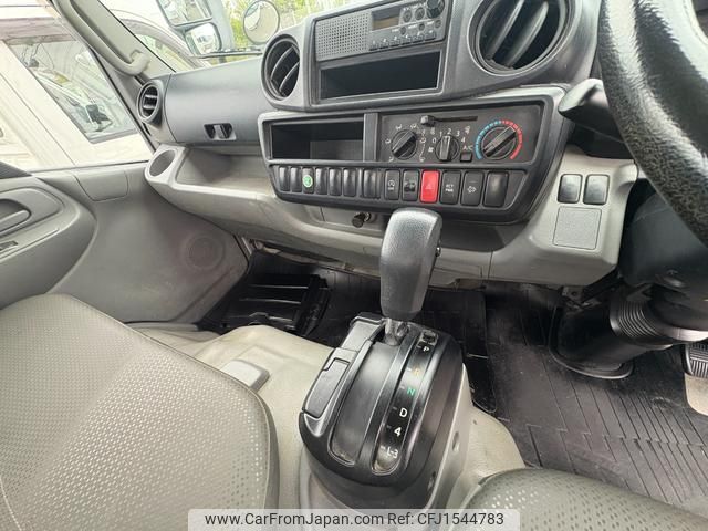 hino dutro 2013 CFJ1544783 image 2
