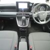 toyota noah 2022 CFJ1786142 image 2