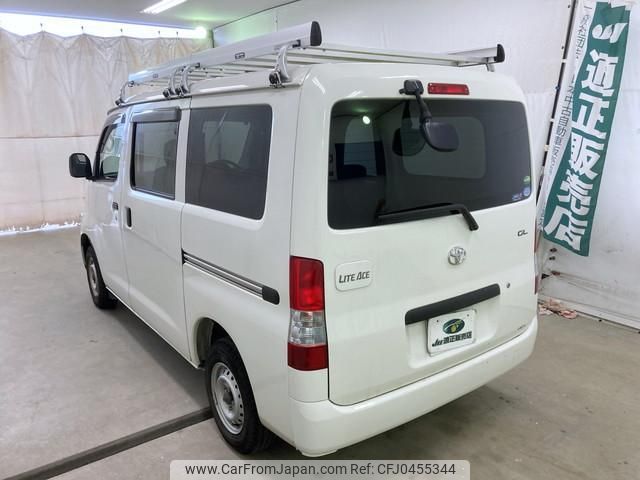 toyota liteace-van 2018 quick_quick_DBF-S402M_S402M-0077107 image 2