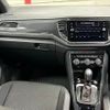 volkswagen t-roc 2020 quick_quick_3DA-A1DFF_WVGZZZA1ZLV158835 image 12