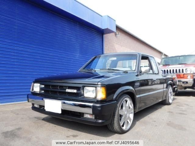 mazda b2200 1990 GOO_NET_EXCHANGE_0840365A30200208W006 image 1