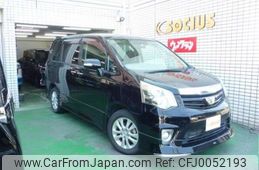 toyota noah 2011 -TOYOTA--Noah DBA-ZRR70W--ZRR70W-0425795---TOYOTA--Noah DBA-ZRR70W--ZRR70W-0425795-