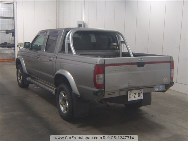 nissan datsun-pickup 2000 CFJ1247714 image 2