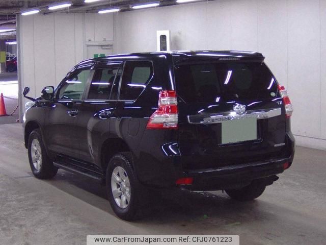 toyota land-cruiser-prado 2017 quick_quick_LDA-GDJ150W_GDJ150-0019157 image 2