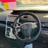 toyota voxy 2010 CFJ1533030 image 8