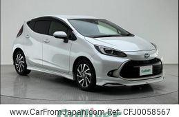 toyota aqua 2022 -TOYOTA--AQUA 6AA-MXPK11--MXPK11-2043671---TOYOTA--AQUA 6AA-MXPK11--MXPK11-2043671-