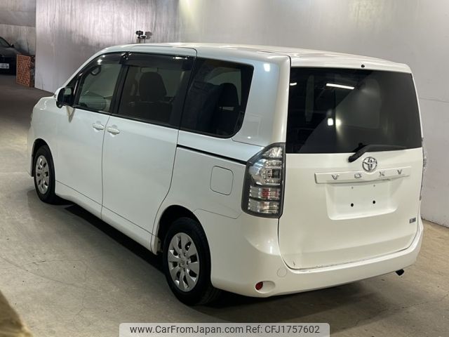 toyota voxy 2013 CFJ1757602 image 2