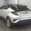 toyota c-hr 2019 quick_quick_DAA-ZYX10_2175033 image 4