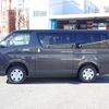 toyota hiace-van 2005 24230702 image 2