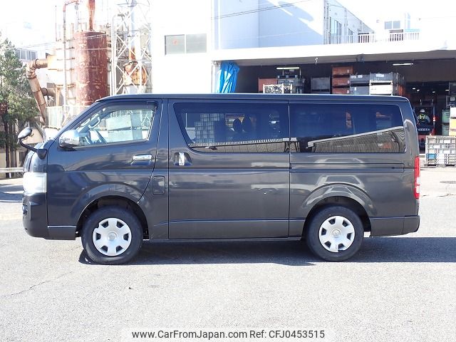 toyota hiace-van 2005 24230702 image 2