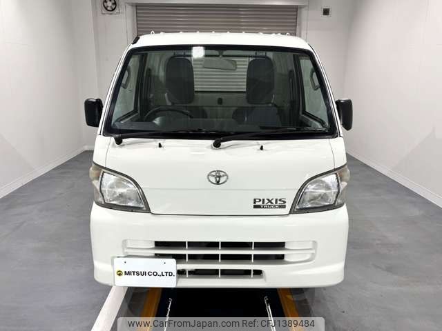 toyota pixis-truck 2013 CMATCH_U00049494543 image 2