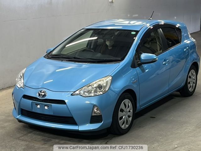 toyota aqua 2012 CFJ1730236 image 1
