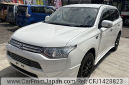 mitsubishi outlander-phev 2014 -MITSUBISHI--Outlander PHEV DLA-GG2W--GG2W-0012642---MITSUBISHI--Outlander PHEV DLA-GG2W--GG2W-0012642-