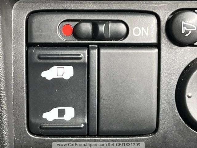 honda freed-spike 2011 CFJ1831209 image 2
