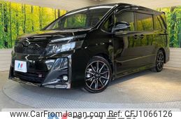 toyota voxy 2018 quick_quick_ZRR80W_ZRR80-0404438