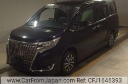 toyota esquire 2018 CFJ1646393