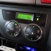 toyota hiace-wagon 2013 GOO_JP_700040301030250704001 image 29