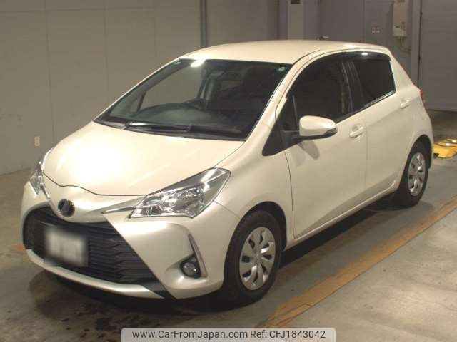 toyota vitz 2017 CFJ1843042 image 1