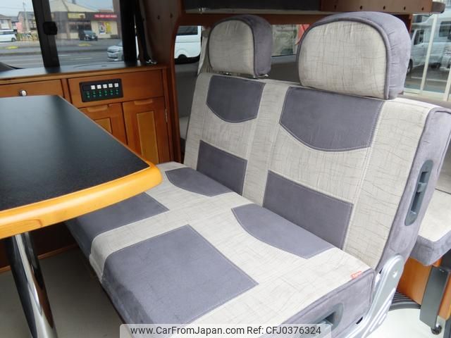 toyota hiace-van 2013 GOO_JP_700040379030241027001 image 2