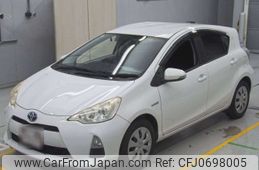 toyota aqua 2013 -TOYOTA--AQUA NHP10-6171836---TOYOTA--AQUA NHP10-6171836-