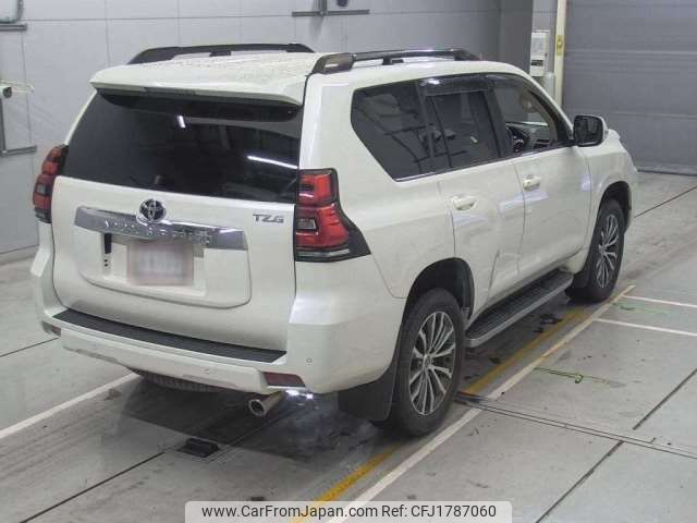 toyota land-cruiser-prado 2021 CFJ1787060 image 2